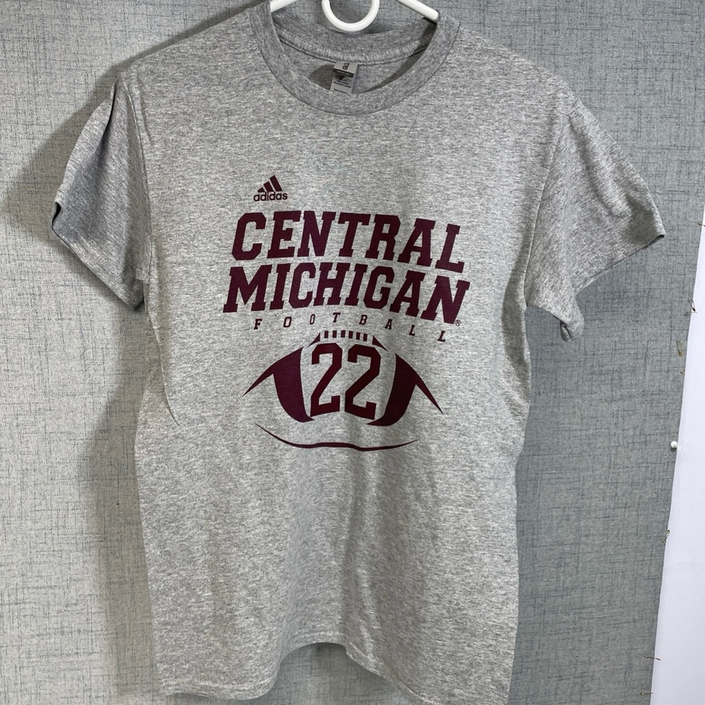 Adidas Gray Central Michigan Football T-Shirt # 22 Small Unisex New No Tags